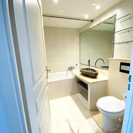 Domaine Flore Voilier شقة